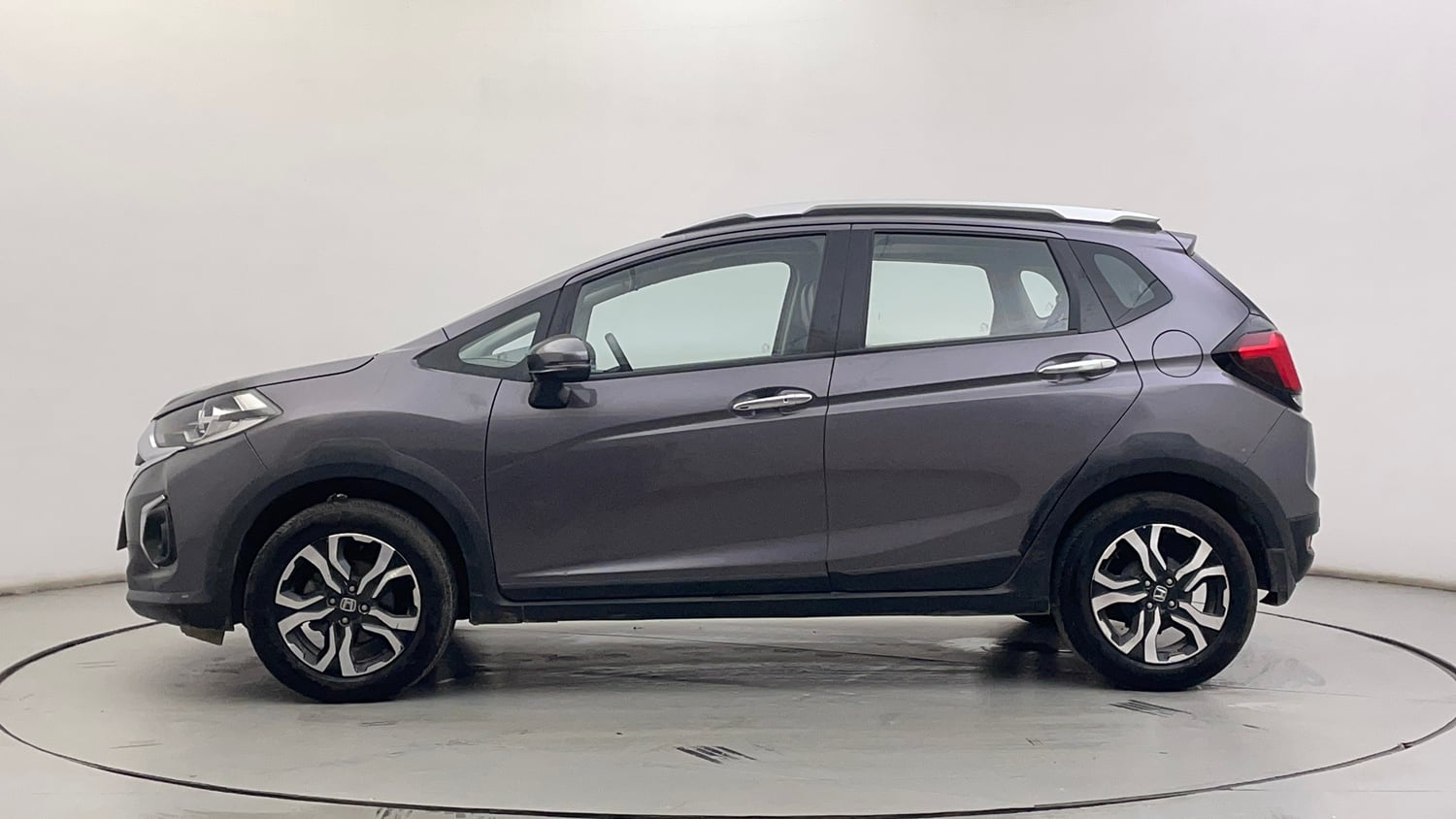 Used 2021 Honda WR-V VX MT Petrol Petrol Manual exterior LEFT SIDE VIEW