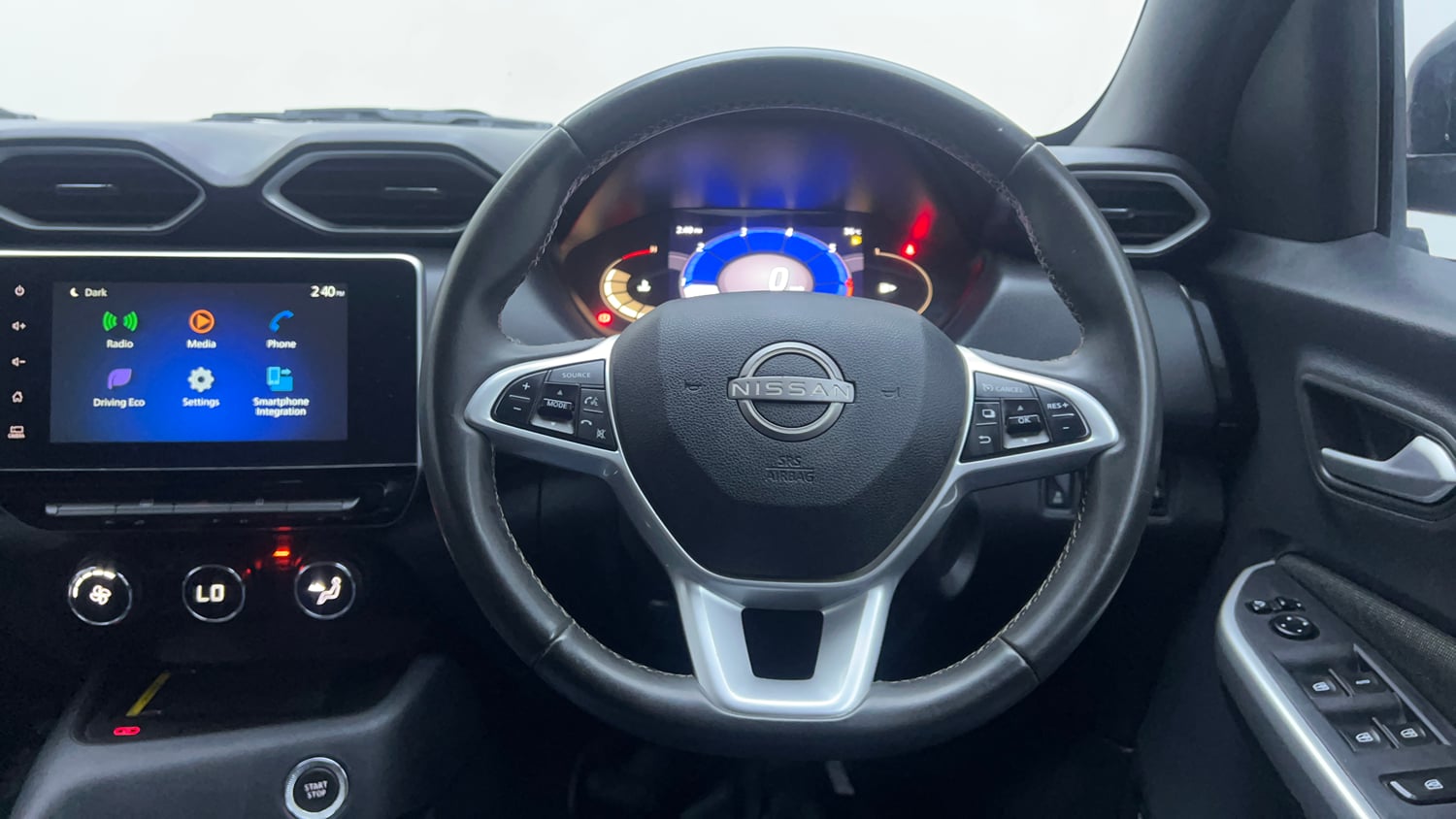 Used 2024 Nissan Magnite XV Premium Turbo CVT Dual Tone Petrol Automatic interior STEERING VIEW