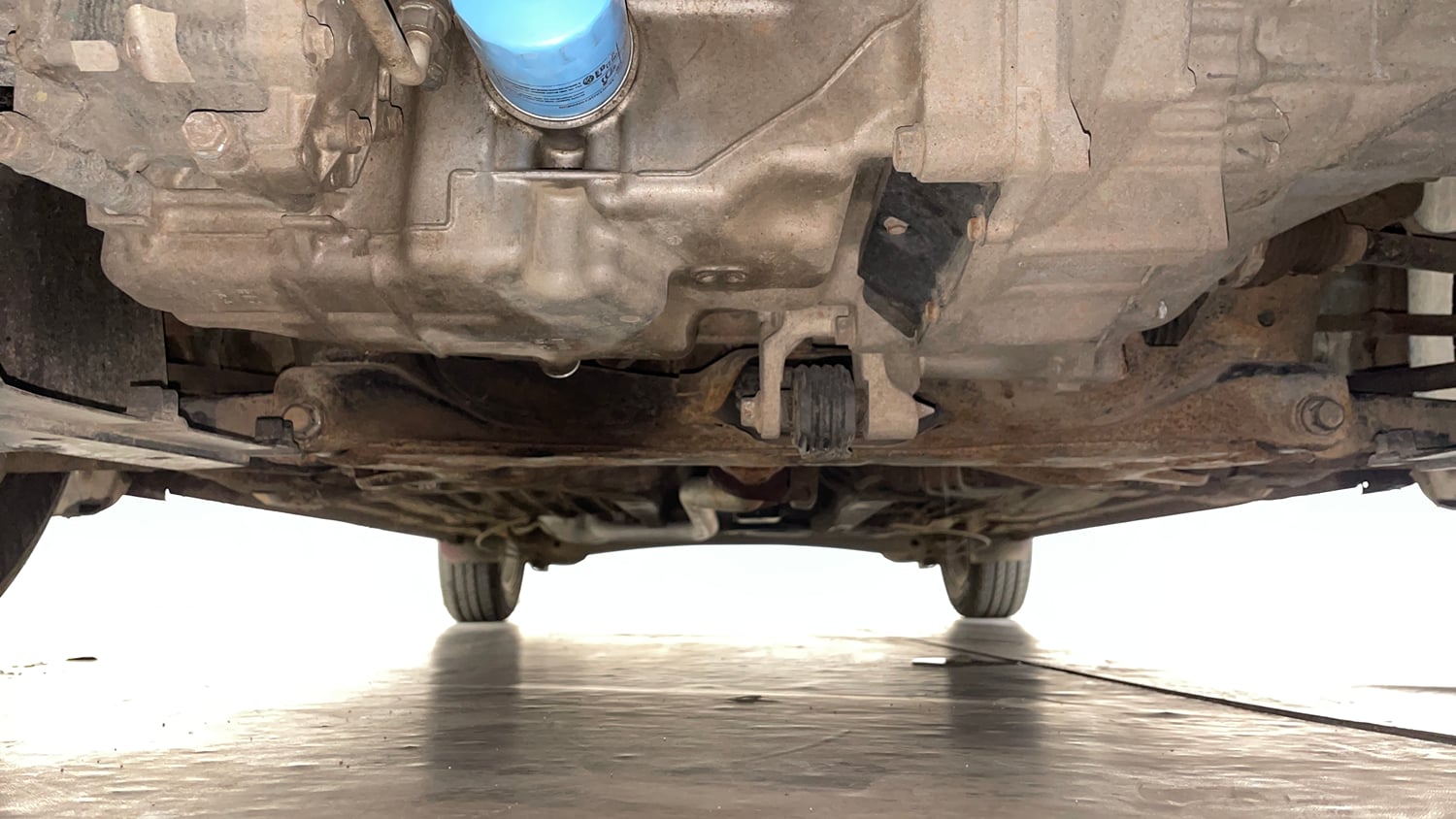Used 2018 Honda Amaze 1.2 VX MT Petrol Petrol Manual extra FRONT LEFT UNDERBODY VIEW