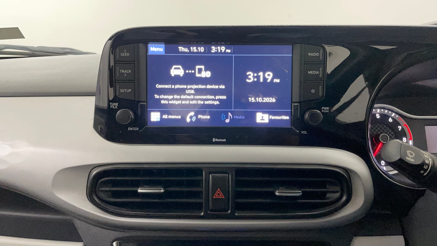 Used 2021 Hyundai Grand i10 Nios Sportz Petrol+cng(outside fitted) Cng Manual top_features Integrated (in-dash) music system