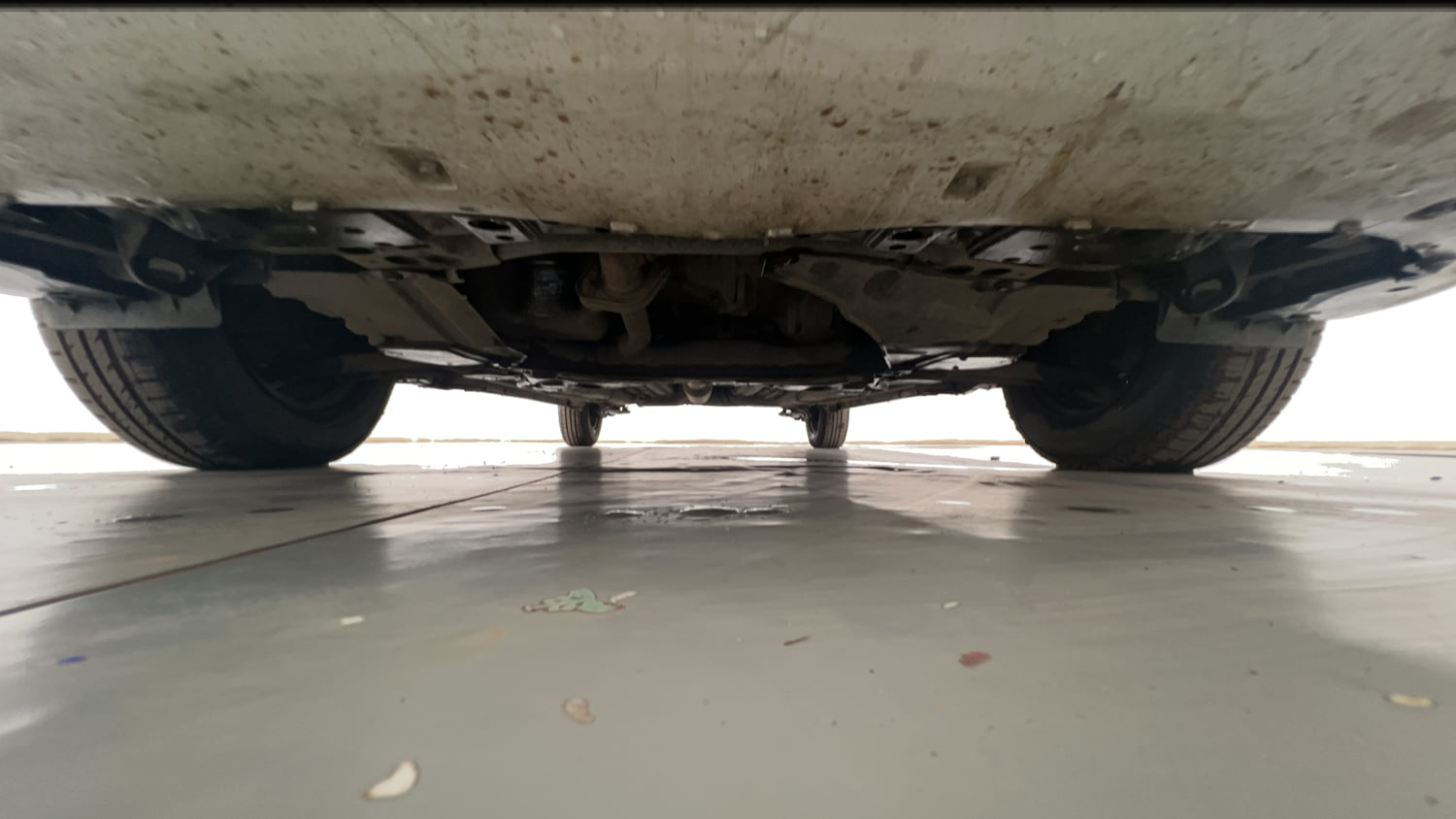 Used 2015 Maruti Suzuki Swift VXi Petrol Manual extra FRONT LEFT UNDERBODY VIEW