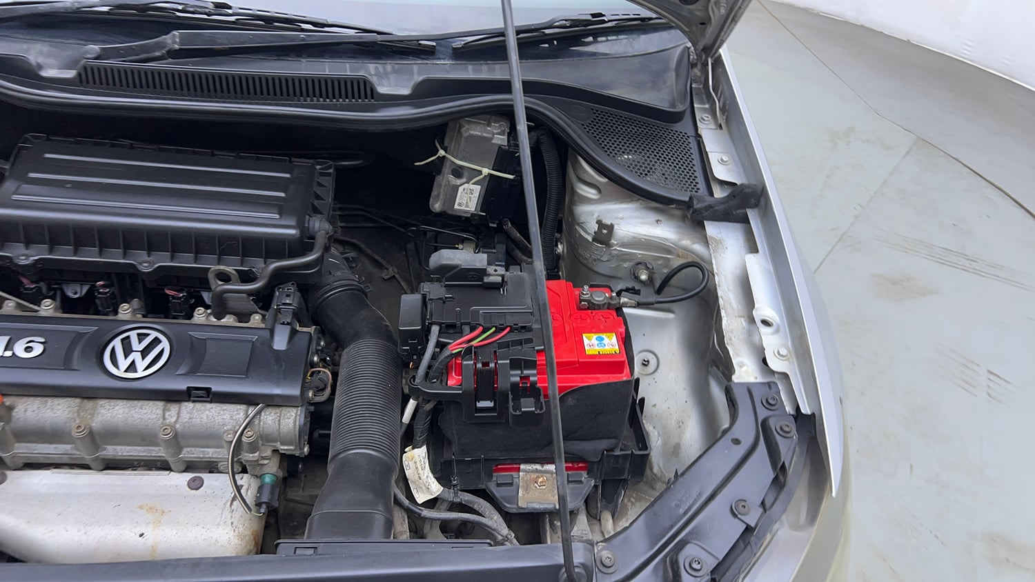 Used 2014 Volkswagen Vento Highline Petrol Petrol Manual engine ENGINE LEFT SIDE VIEW