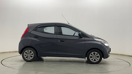 Used 2015 Hyundai Eon 1.0 Kappa Magna + Petrol Manual exterior RIGHT SIDE VIEW