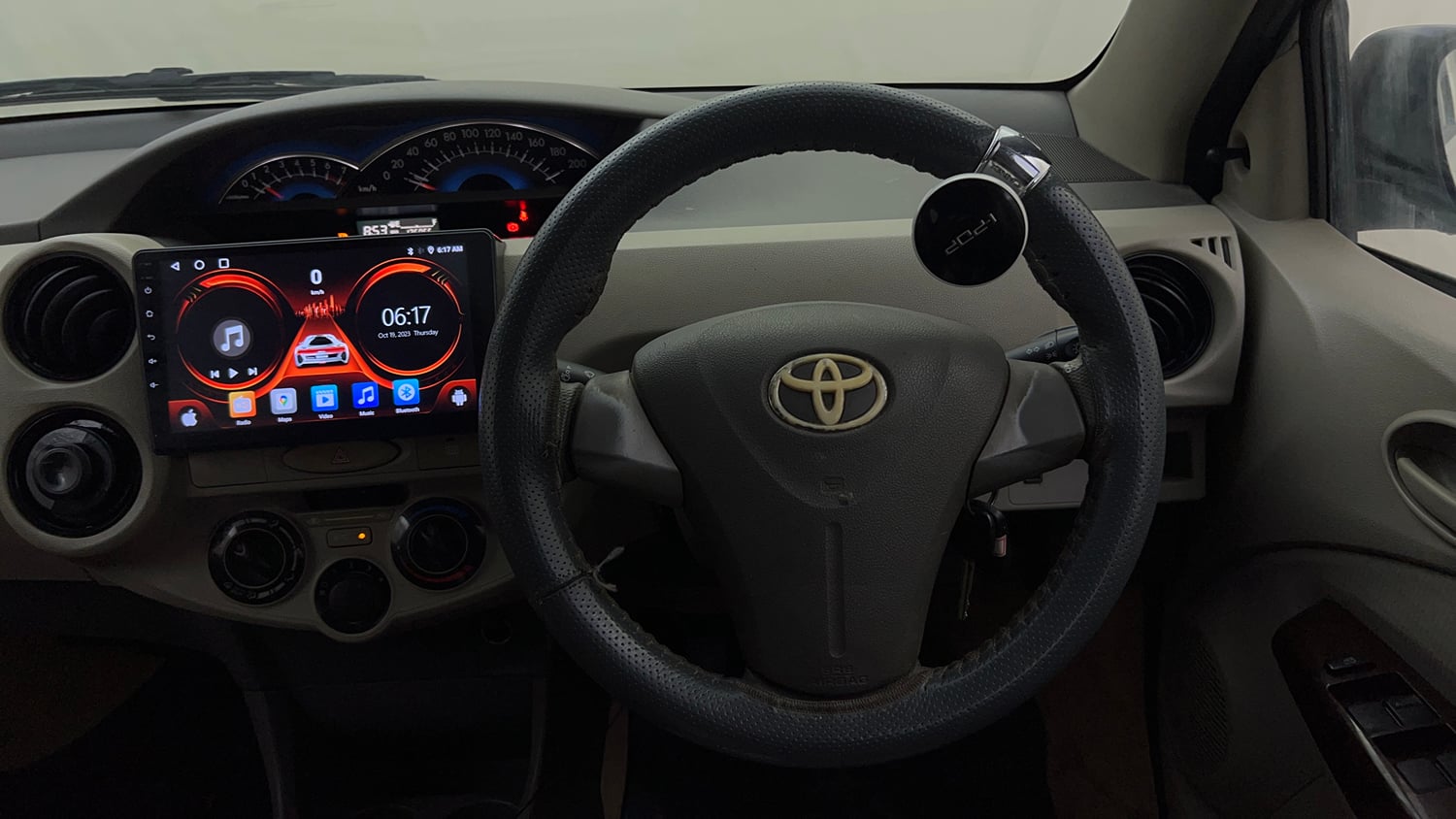 Used 2014 Toyota Etios G Petrol Manual interior STEERING VIEW