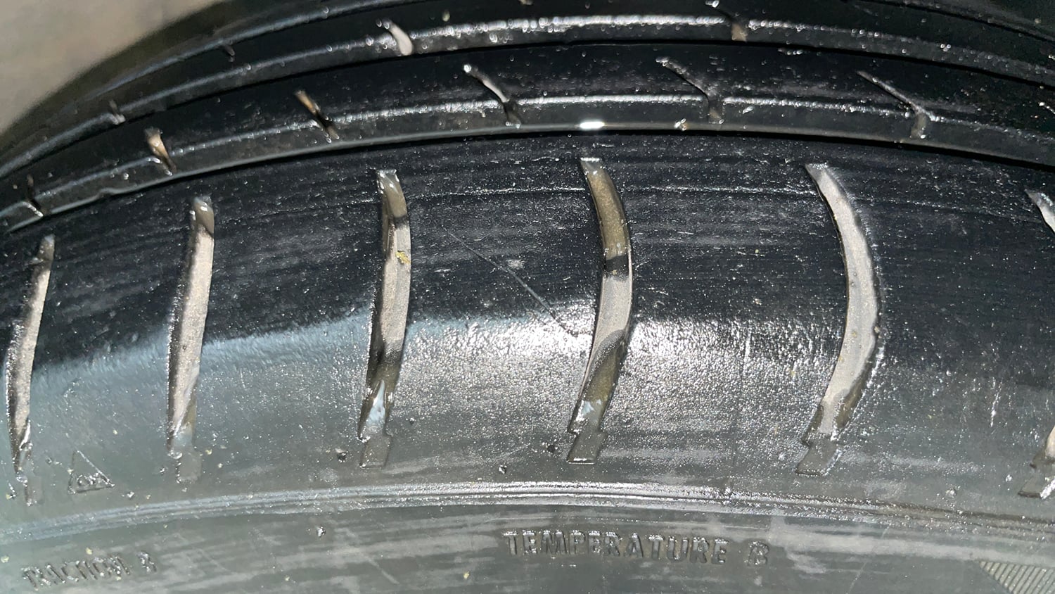 Used 2018 Renault Kwid 1.0 RXT Petrol Manual tyres RIGHT FRONT TYRE TREAD VIEW