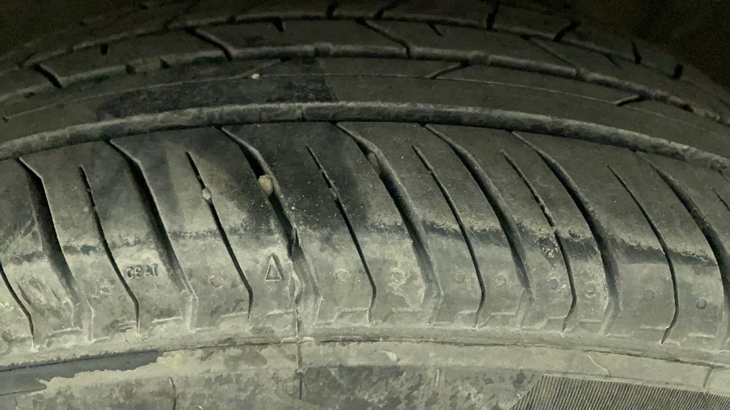 Used 2021 Honda WR-V VX MT Petrol Petrol Manual tyres LEFT FRONT TYRE TREAD VIEW