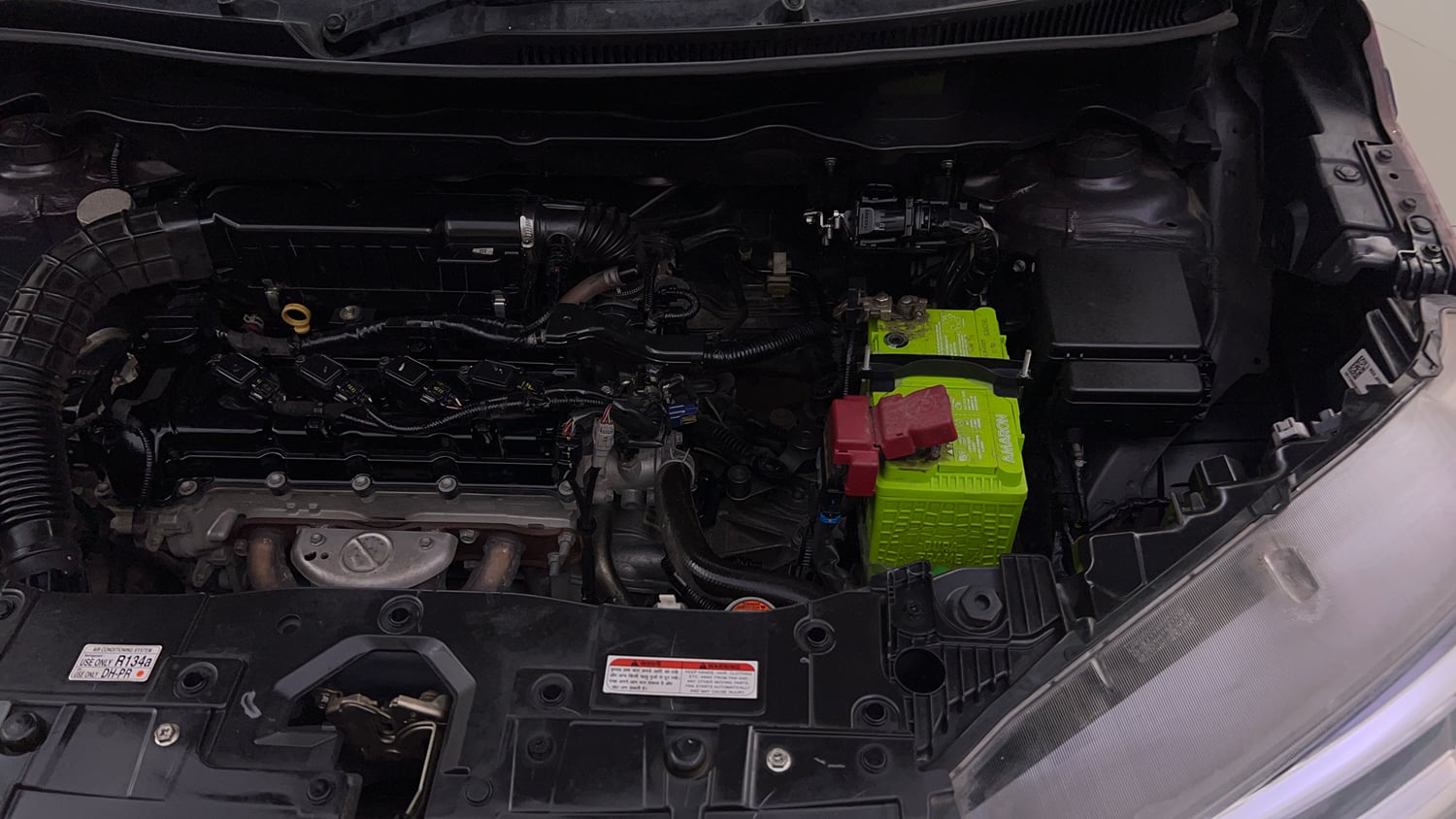 Used 2021 Maruti Suzuki XL6 Alpha MT Petrol Petrol Manual engine ENGINE LEFT SIDE VIEW