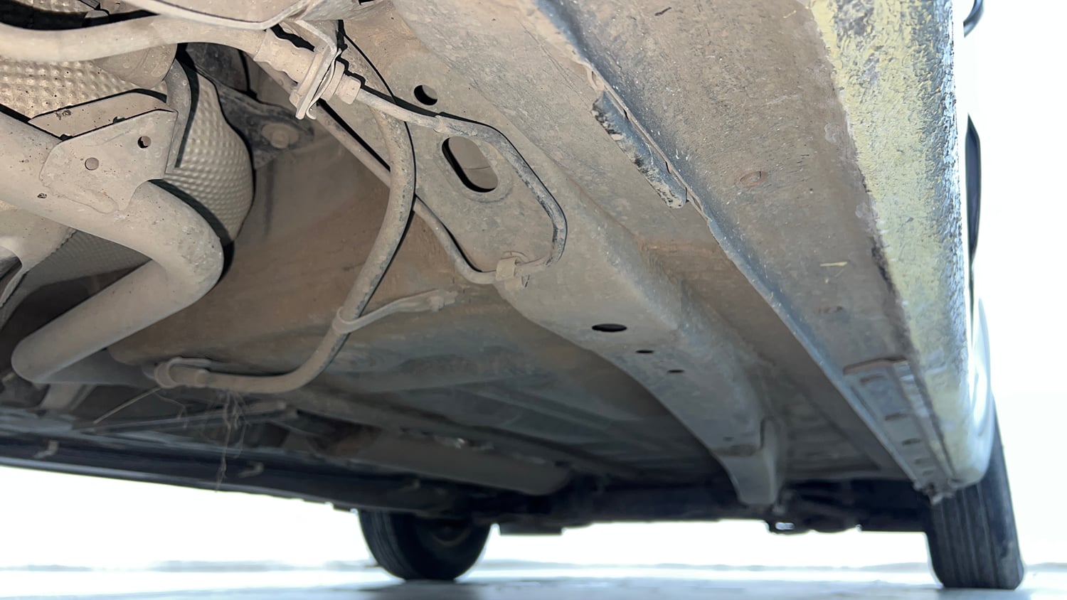 Used 2019 Maruti Suzuki Dzire VXi Petrol Manual extra REAR RIGHT UNDERBODY VIEW