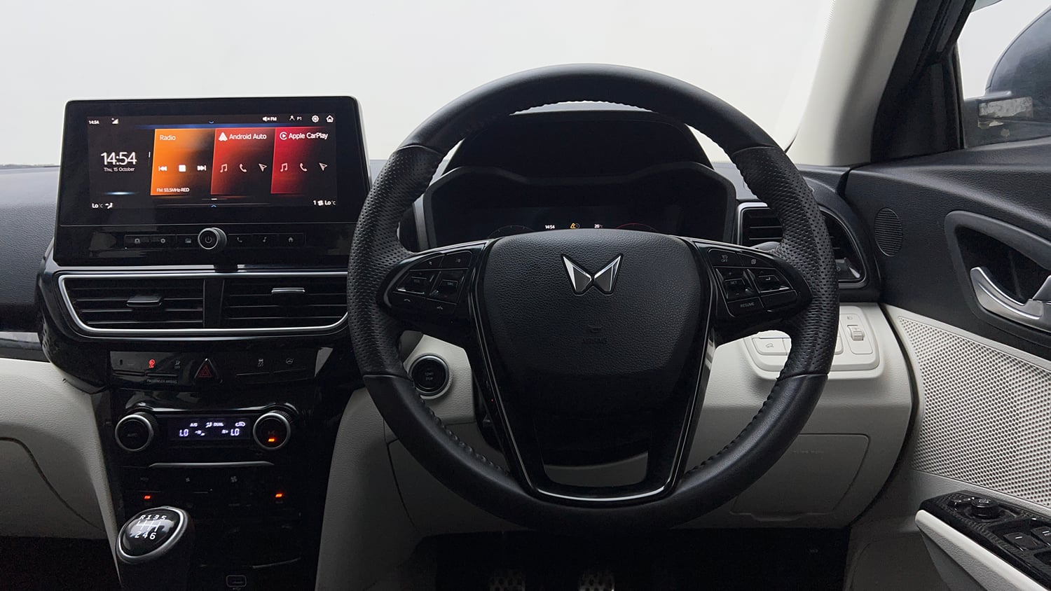 Used 2024 Mahindra XUV 3XO AX5L 1.2 Petrol Petrol Manual interior STEERING VIEW