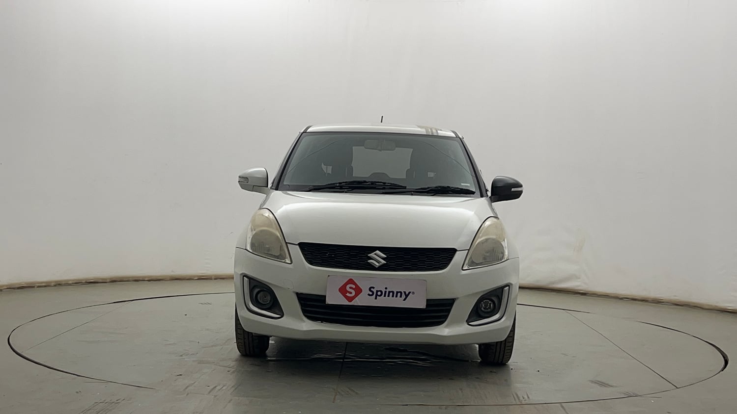 Used 2015 Maruti Suzuki Swift VXi Petrol Manual exterior FRONT VIEW