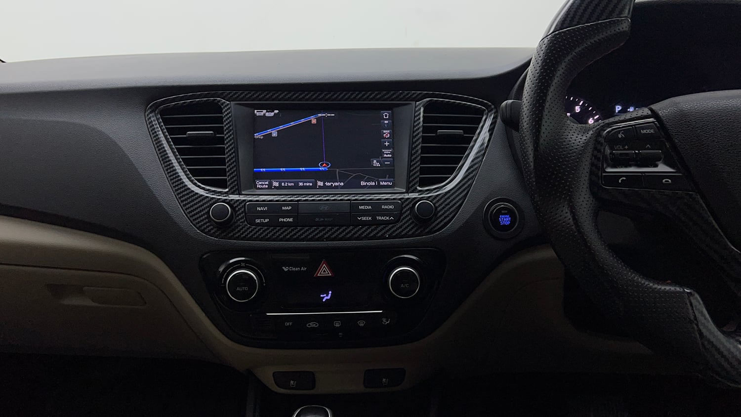 Used 2018 Hyundai Verna SX (O) 1.6 VTVT AT Petrol Automatic interior MUSIC SYSTEM & AC CONTROL VIEW