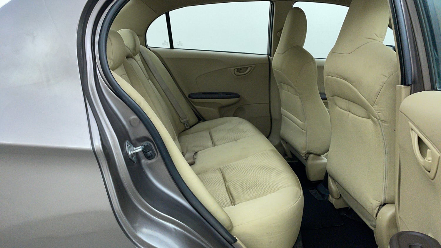 Used 2013 Honda Amaze 1.5 S i-DTEC Diesel Manual interior RIGHT SIDE REAR DOOR CABIN VIEW
