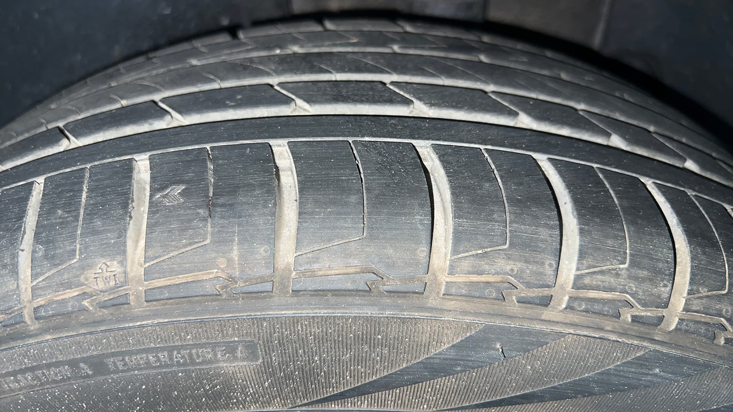 Used 2024 Kia Seltos GTX Plus 1.5 Turbo Petrol DCT Petrol Automatic tyres LEFT REAR TYRE TREAD VIEW