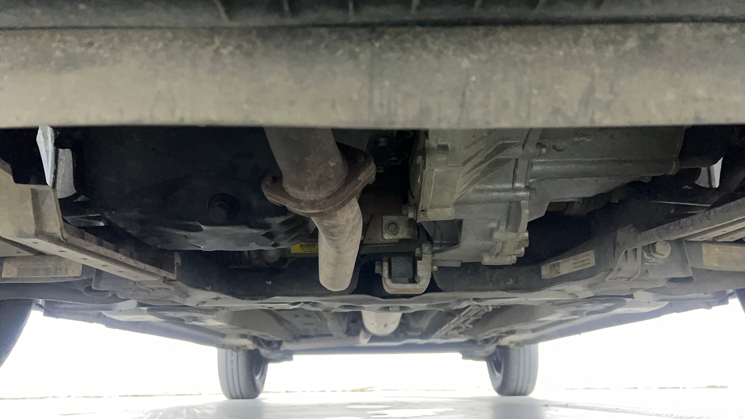 Used 2024 Tata Punch Accomplished iCNG Cng Manual extra FRONT LEFT UNDERBODY VIEW