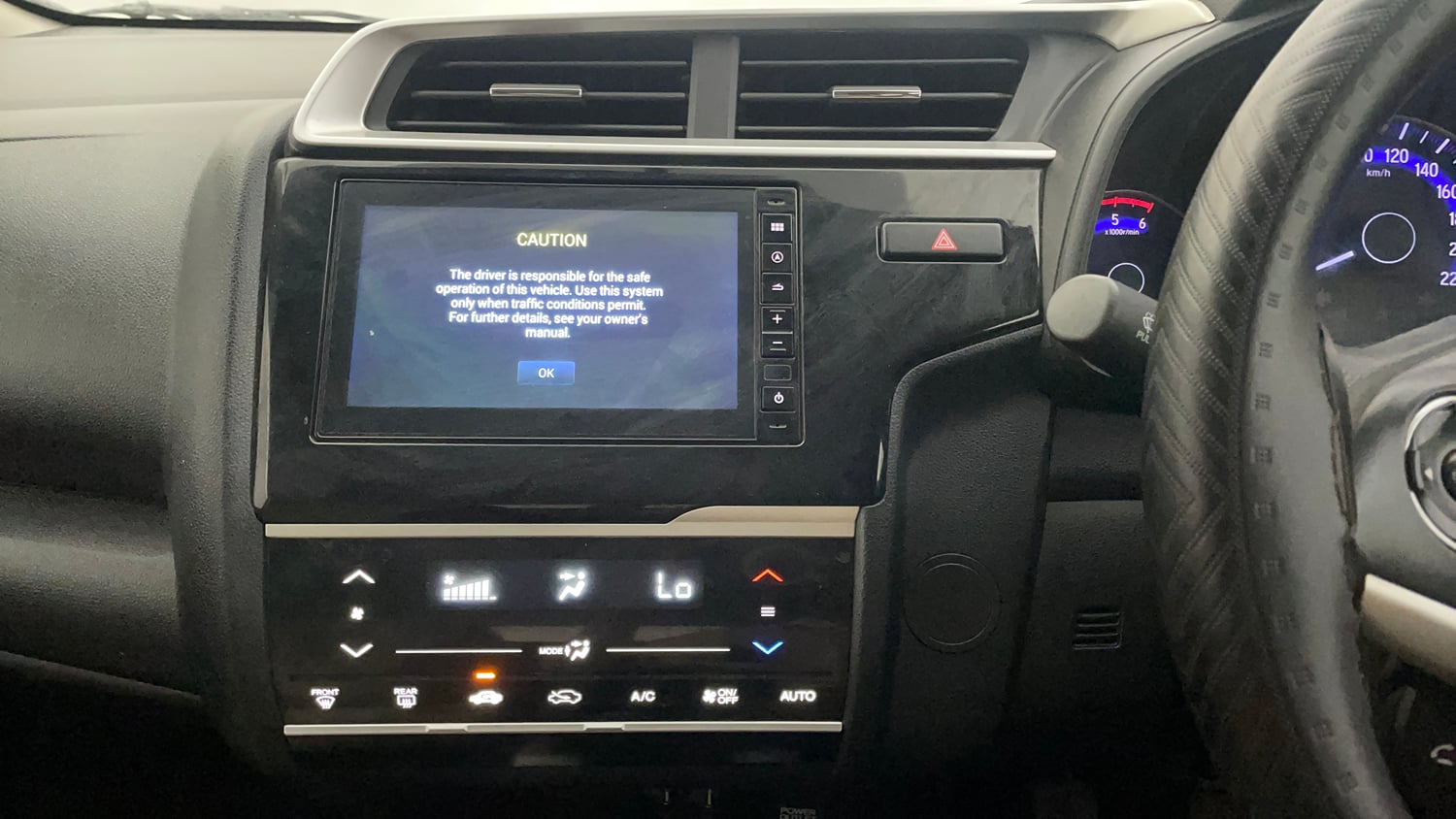 Used 2021 Honda WR-V SV MT Diesel Diesel Manual top_features Integrated (in-dash) music system