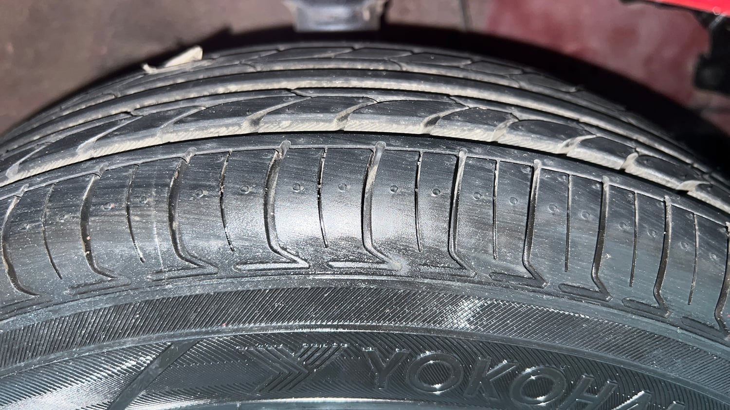 Used 2016 Hyundai Eon D-Lite + Petrol Manual tyres RIGHT FRONT TYRE TREAD VIEW