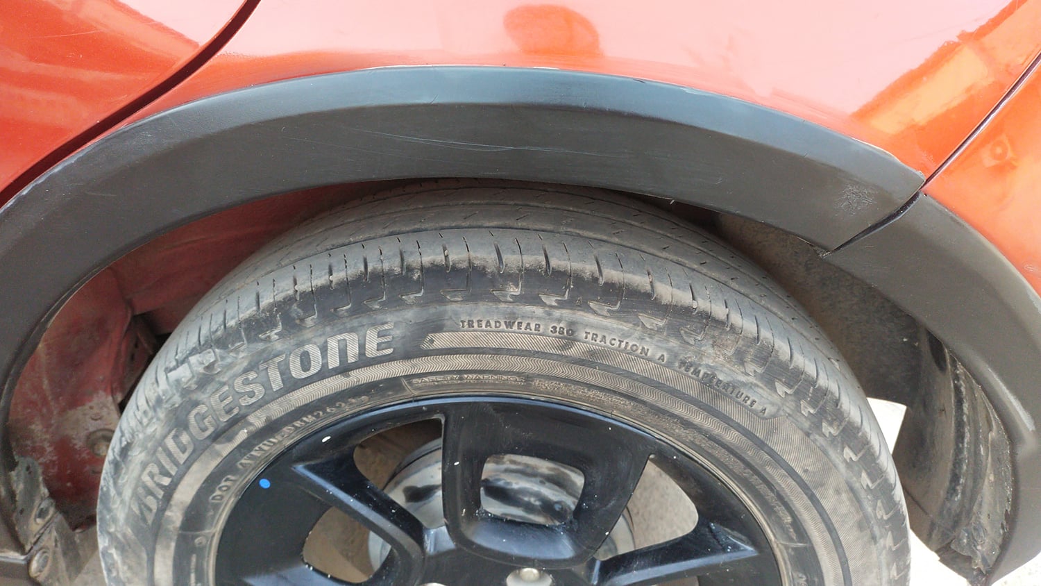 Used 2017 Maruti Suzuki Ignis Zeta 1.2 AMT Petrol Automatic tyres LEFT REAR TYRE TREAD VIEW