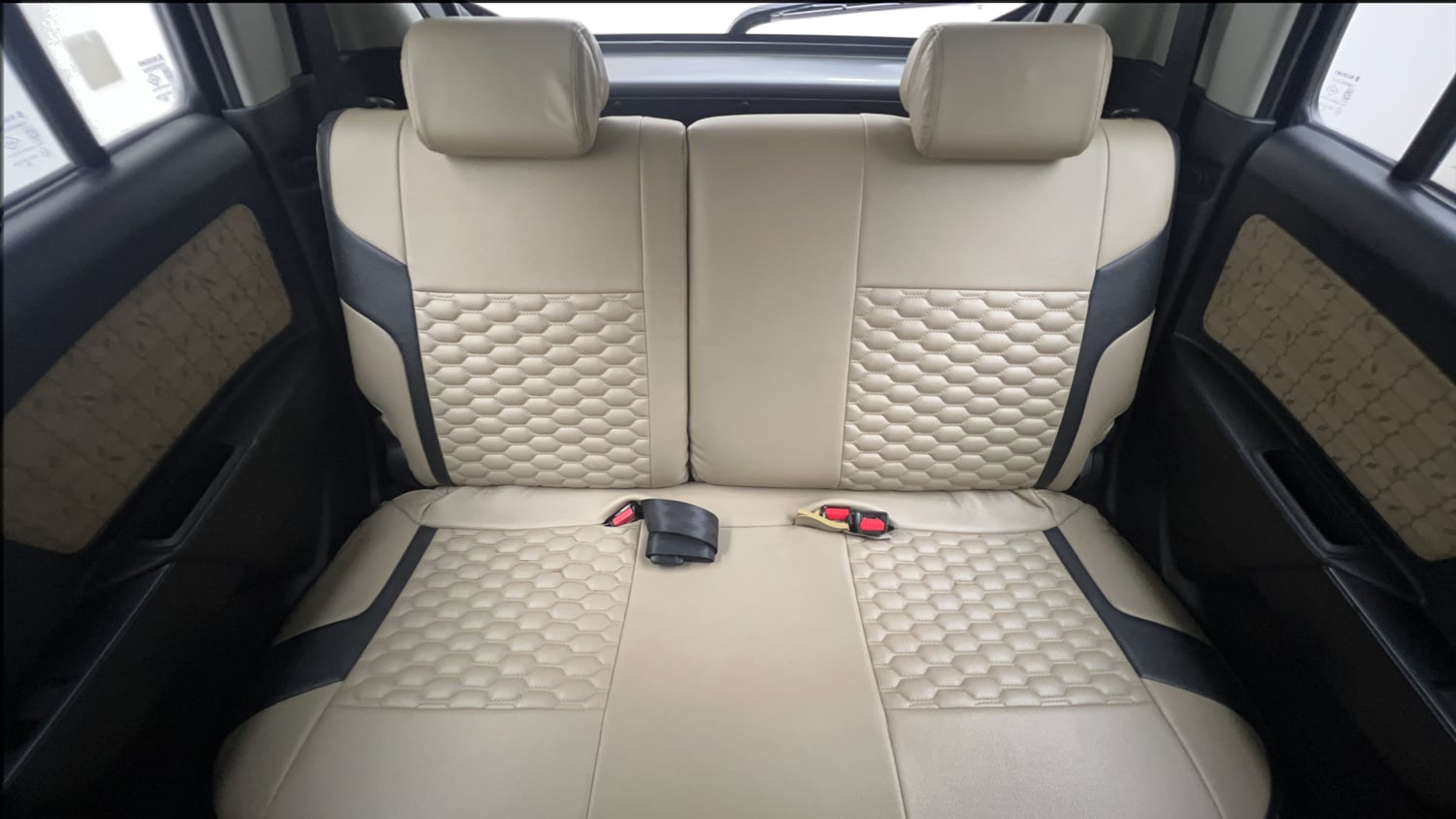 Used 2018 Maruti Suzuki Wagon R VXI Petrol Manual interior REAR SEAT CONDITION VIEW