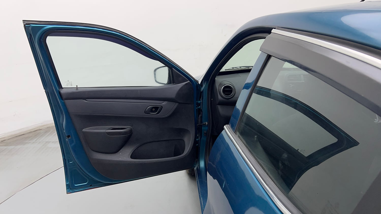 Used 2020 Renault Kwid RXL Petrol Manual interior LEFT FRONT DOOR OPEN VIEW