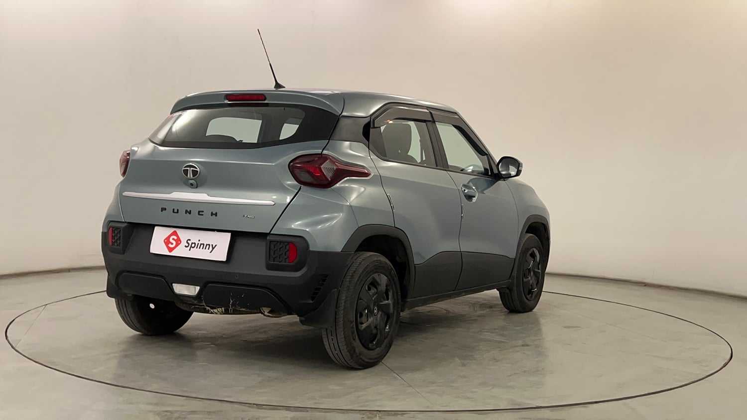 Used 2025 Tata Punch Adventure Plus iCNG Cng Manual exterior RIGHT REAR CORNER VIEW