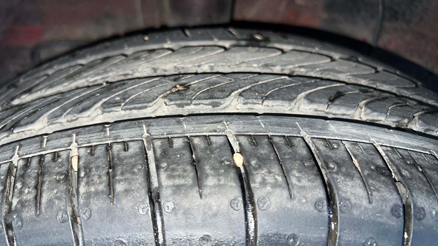 Used 2016 Hyundai Elite i20 Sportz 1.2 Petrol Manual tyres RIGHT REAR TYRE TREAD VIEW