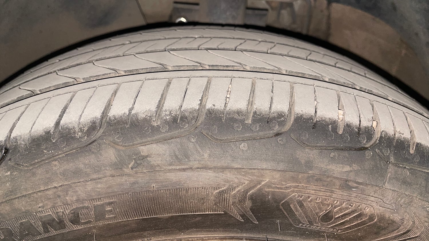 Used 2018 Volkswagen Polo Highline Plus 1.0 (P) 16 Alloy Petrol Manual tyres LEFT FRONT TYRE TREAD VIEW