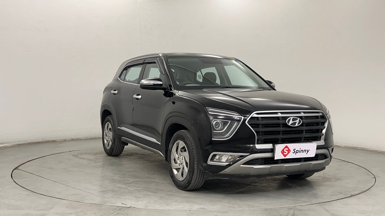 Used 2022 Hyundai Creta EX 1.5 Petrol Petrol Manual exterior RIGHT FRONT CORNER VIEW