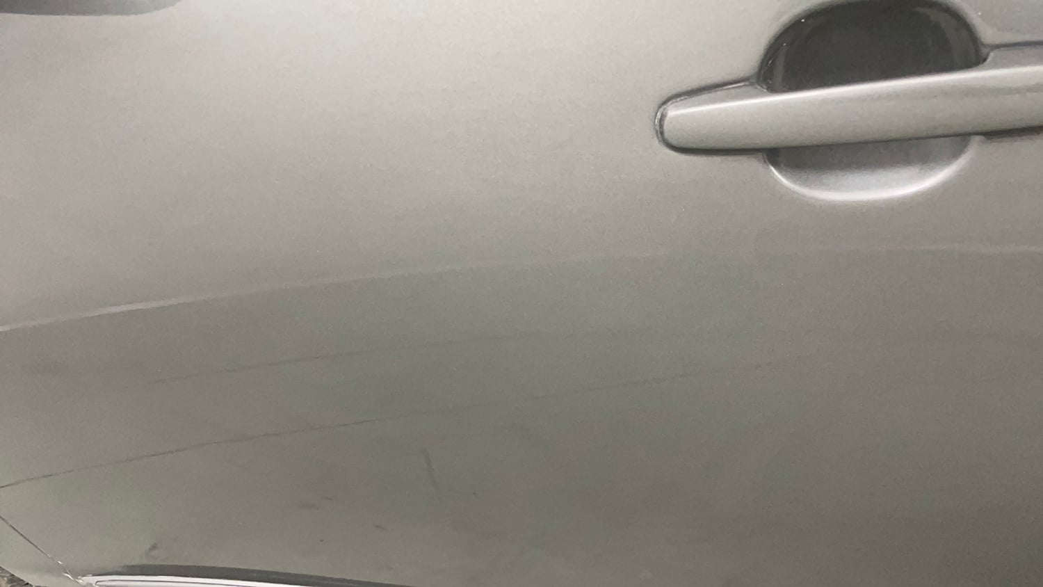Used 2013 Toyota Innova 2.5 GX 8 STR BS-III Diesel Manual dents MINOR SCRATCH