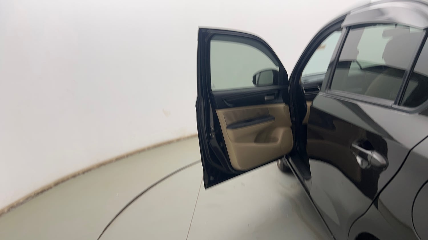 Used 2018 Honda Amaze 1.2 VX MT Petrol Petrol Manual interior LEFT FRONT DOOR OPEN VIEW