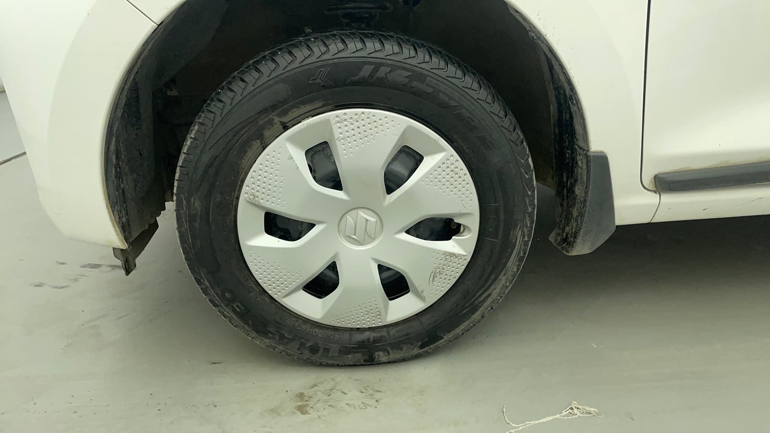 Used 2023 Maruti Suzuki Alto K10 VXi S-CNG Cng Manual tyres LEFT FRONT TYRE RIM VIEW