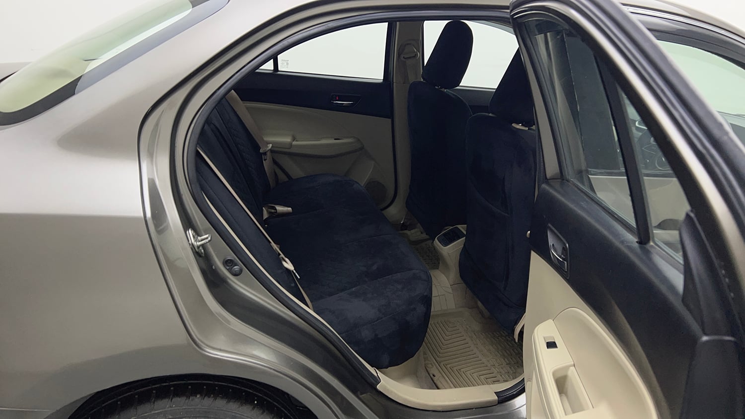 Used 2019 Maruti Suzuki Dzire VXi Petrol Manual interior RIGHT SIDE REAR DOOR CABIN VIEW