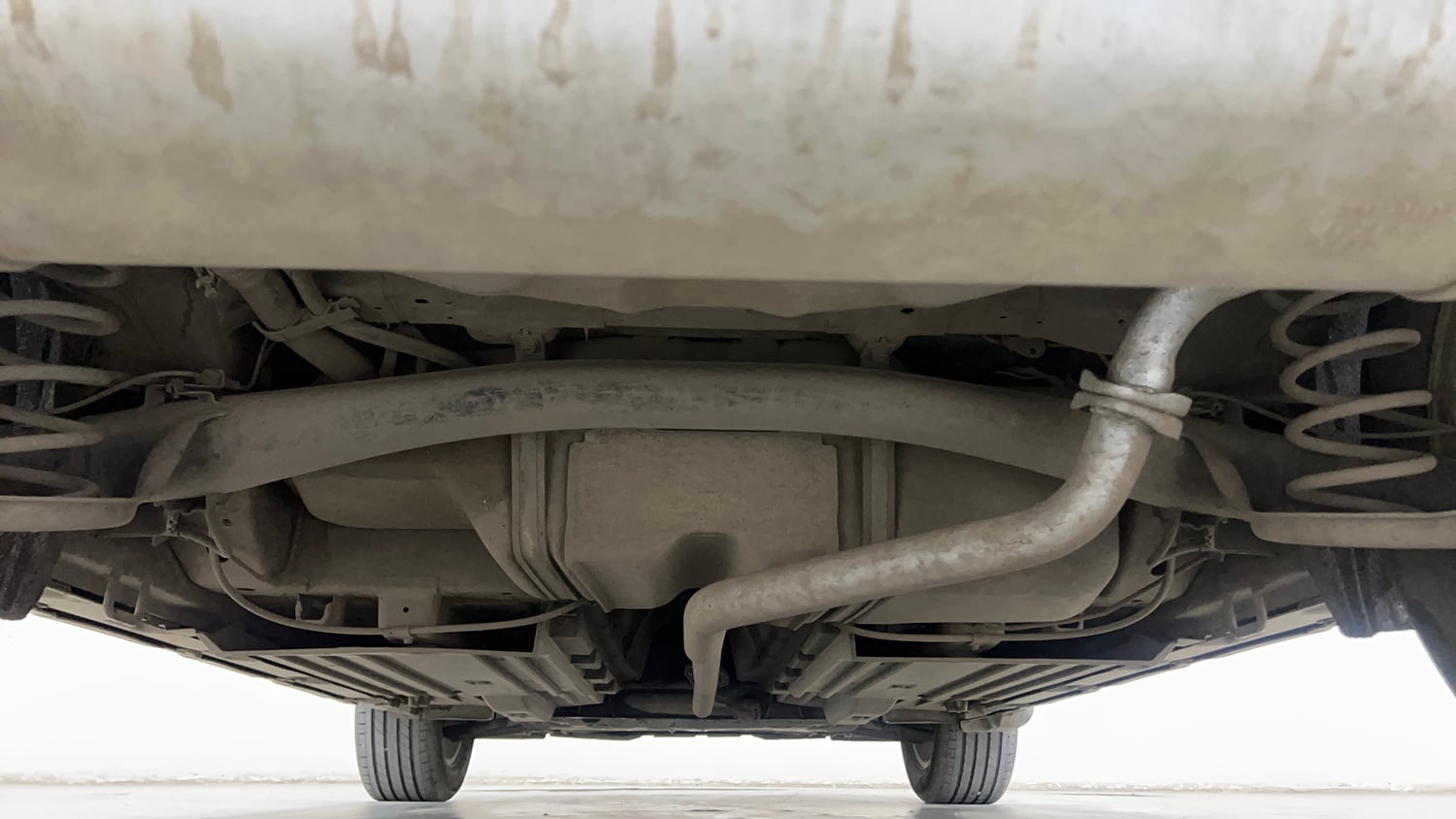 Used 2016 Maruti Suzuki Vitara Brezza ZDi+ Dual Tone Diesel Manual extra REAR UNDERBODY VIEW (TAKEN FROM REAR)