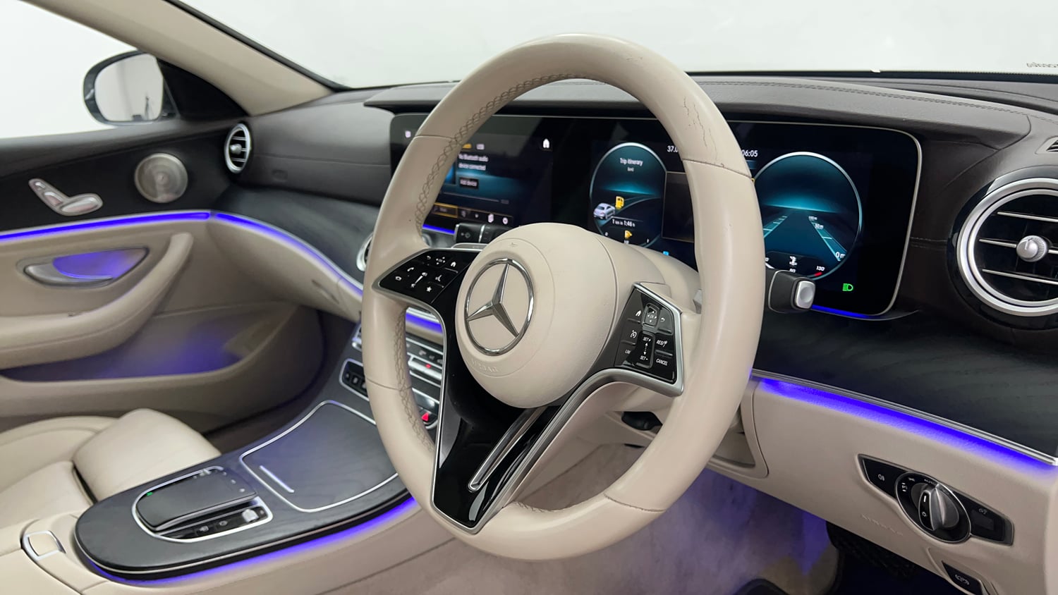 Used 2022 Mercedes-Benz E-Class E 220d Exclusive Diesel Automatic interior STEERING VIEW