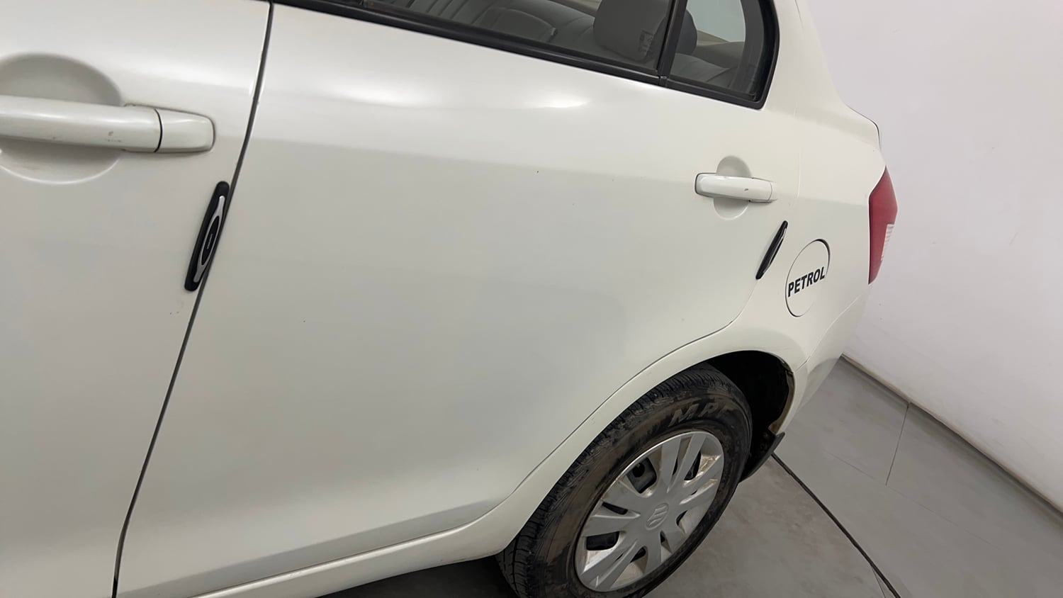 Used 2012 Maruti Suzuki Swift Dzire VXI Petrol Manual dents MINOR SCRATCH