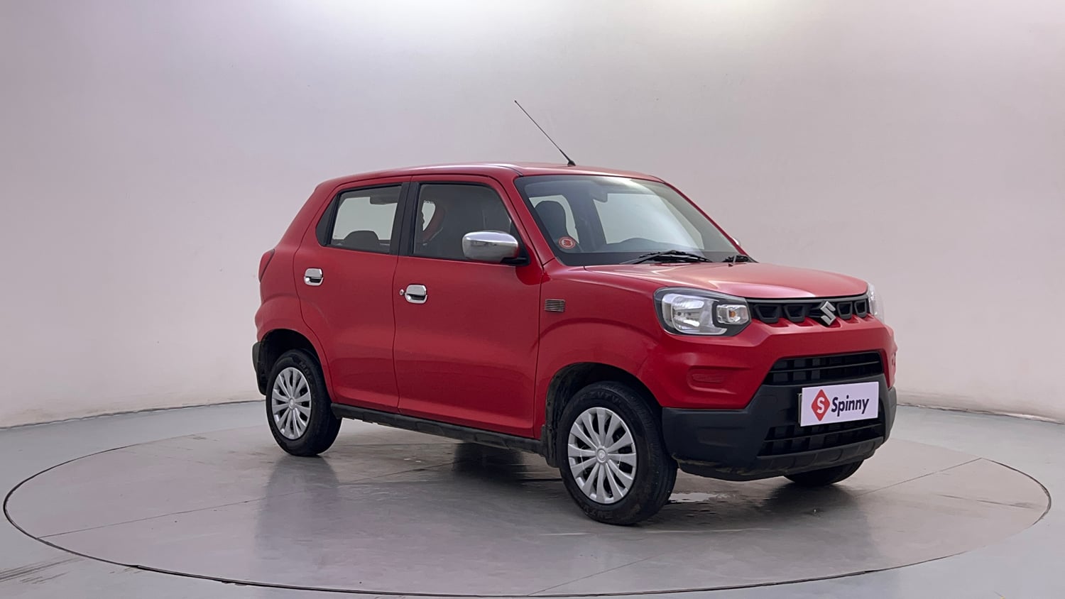 Used 2021 Maruti Suzuki S-Presso VXi Plus Petrol Manual exterior RIGHT FRONT CORNER VIEW