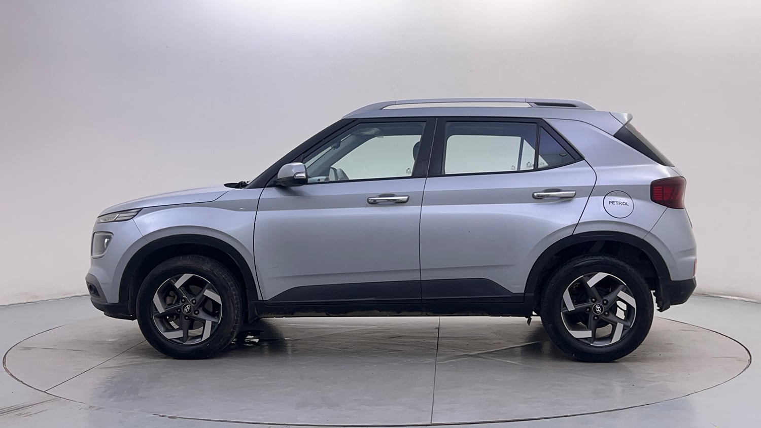 Used 2019 Hyundai Venue SX Plus 1.0 Turbo DCT Petrol Automatic exterior LEFT SIDE VIEW