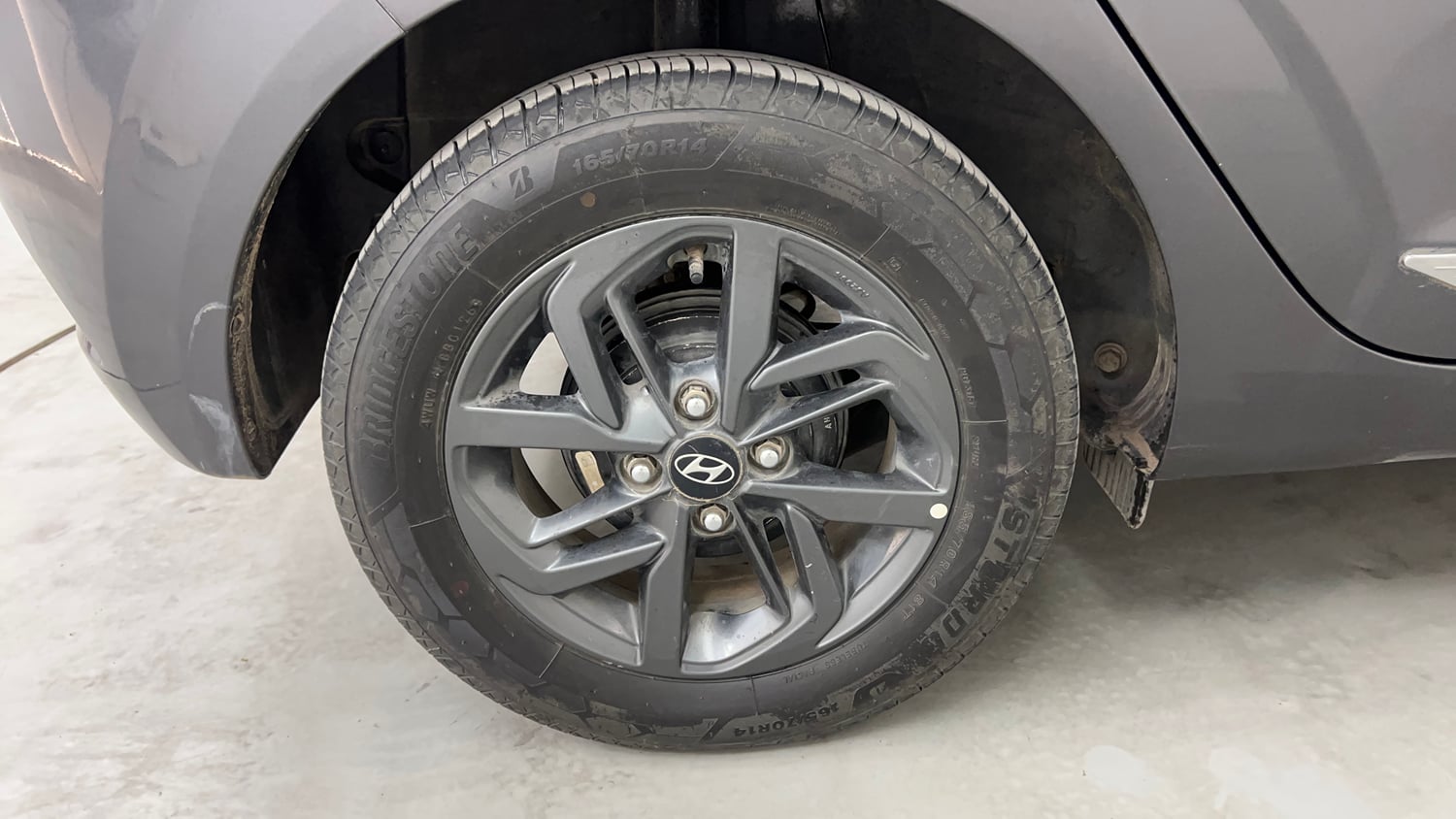 Used 2020 Hyundai Grand i10 Nios Sportz 1.2 Kappa VTVT CNG Cng Manual tyres RIGHT REAR TYRE RIM VIEW
