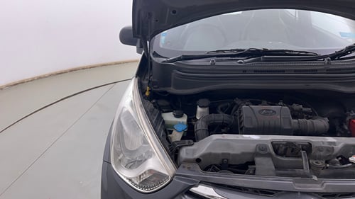 Used 2015 Hyundai Eon 1.0 Kappa Magna + Petrol Manual engine ENGINE RIGHT SIDE HINGE & APRON VIEW