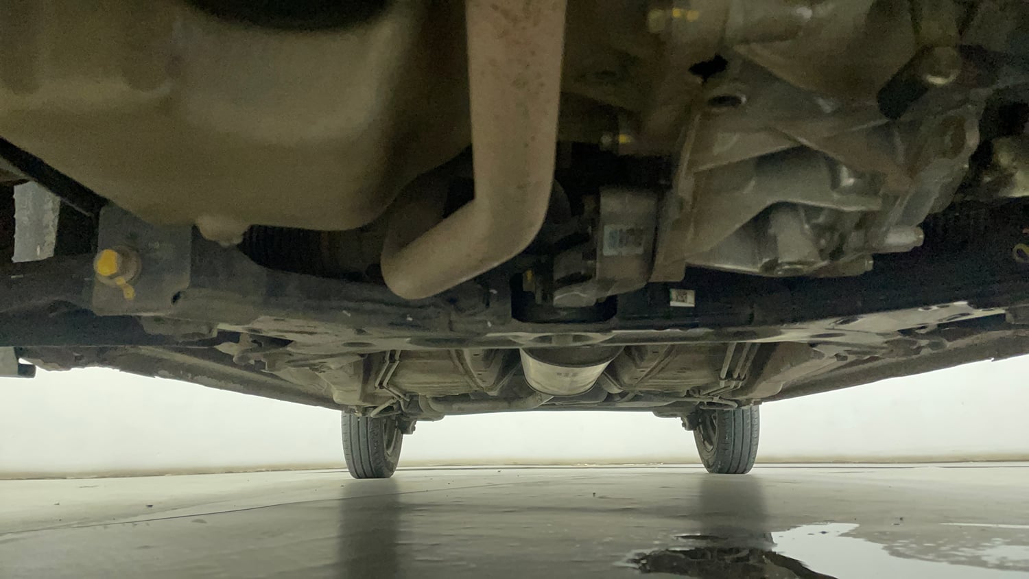 Used 2023 Maruti Suzuki Alto K10 VXi S-CNG Cng Manual extra FRONT LEFT UNDERBODY VIEW