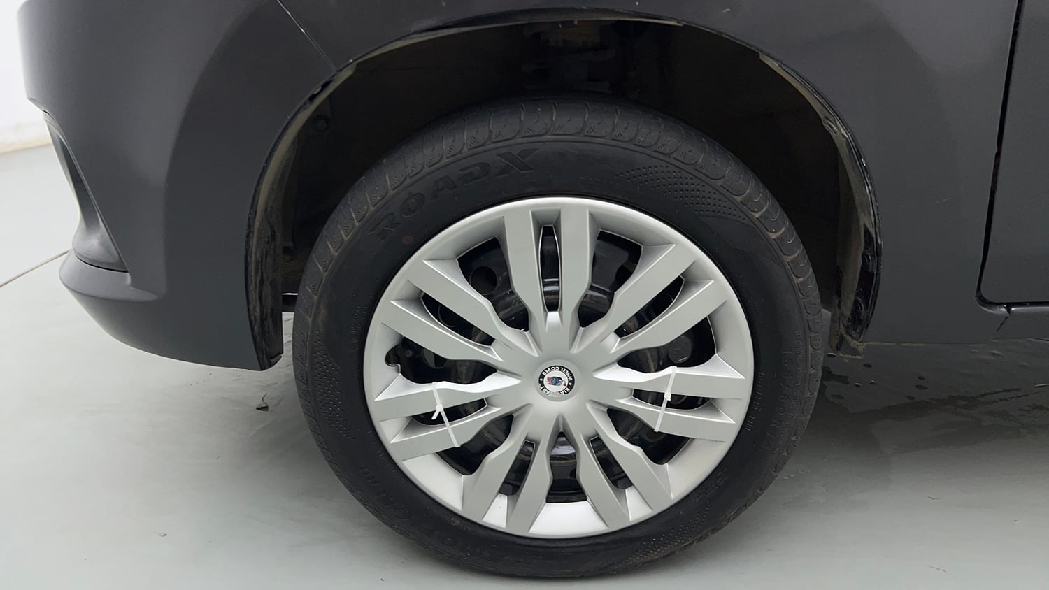 Used 2017 Maruti Suzuki Alto K10 VXi Petrol Manual tyres LEFT FRONT TYRE RIM VIEW