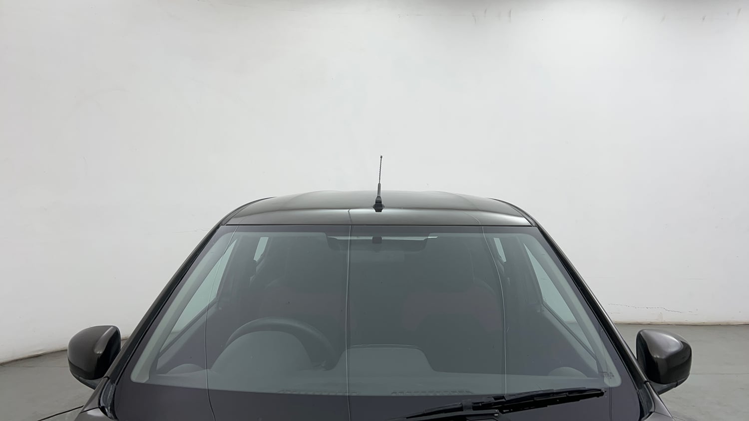 Used 2016 Renault Kwid RXL Petrol Manual exterior FRONT WINDSHIELD VIEW