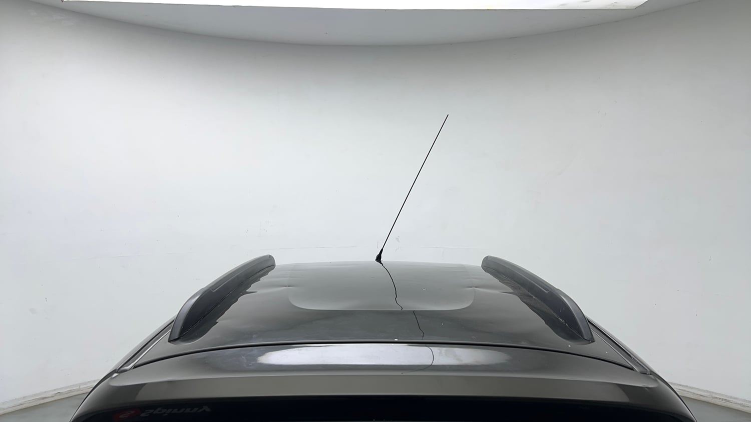 Used 2016 Renault Kwid RXT Petrol Manual exterior EXTERIOR ROOF VIEW