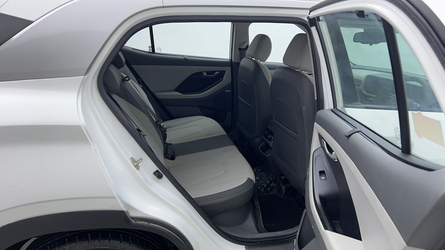 Used 2024 Hyundai Creta 1.5 MPi Petrol MT SX Tech Petrol Manual interior RIGHT SIDE REAR DOOR CABIN VIEW