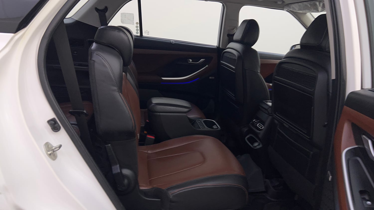 Used 2022 Hyundai Alcazar Signature (O) 6 STR 1.5 Diesel AT Diesel Automatic interior RIGHT SIDE REAR DOOR CABIN VIEW