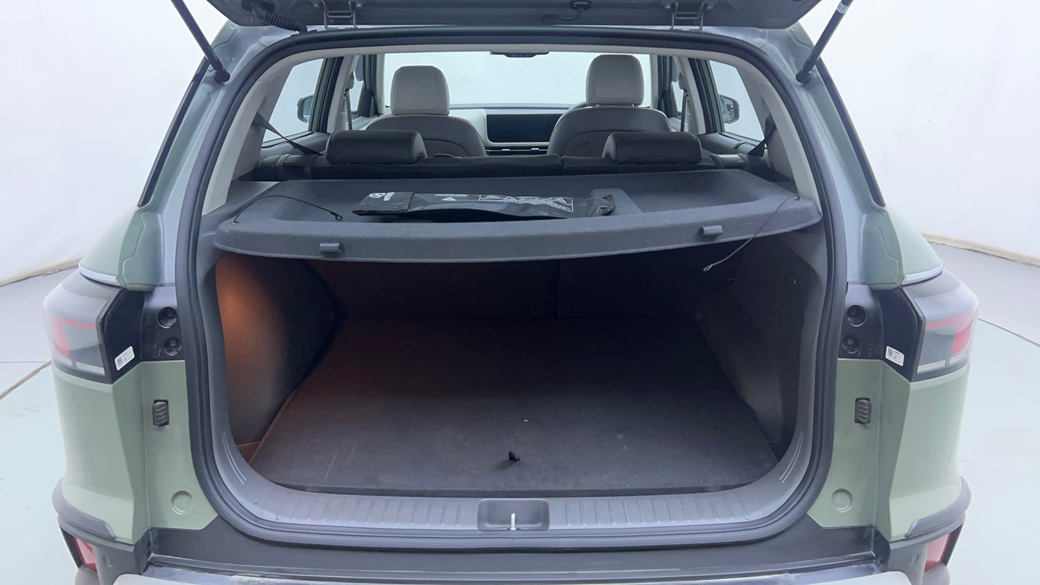 Used 2025 Hyundai Creta 1.5 MPi Petrol IVT SX(O) Petrol Automatic interior DICKY INSIDE VIEW