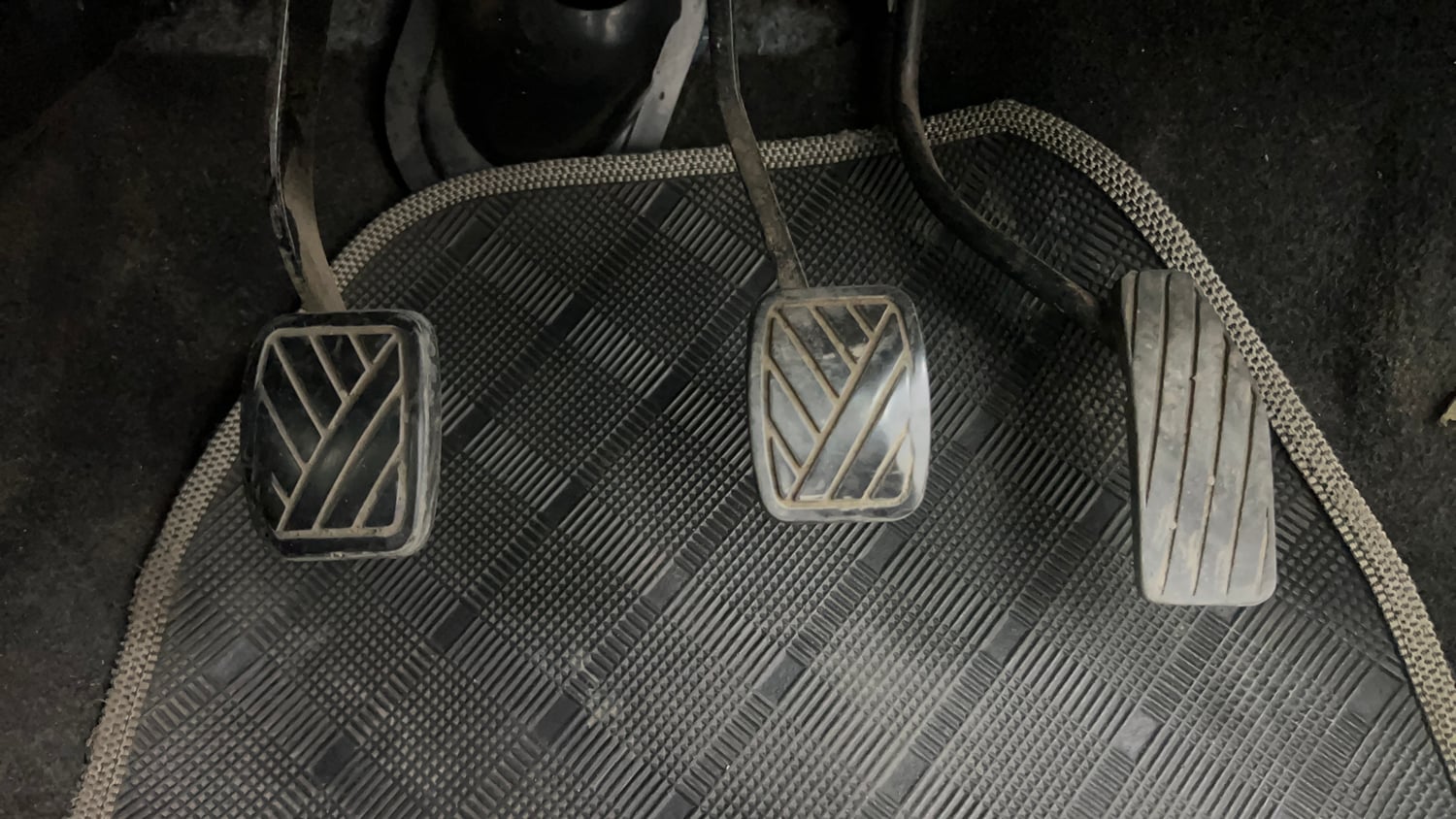 Used 2013 Maruti Suzuki Wagon R LXI CNG Cng Manual interior PEDALS VIEW