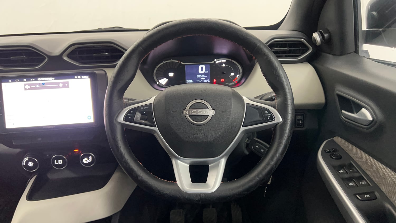 Used 2022 Nissan Magnite XV Executive Petrol Manual interior STEERING VIEW