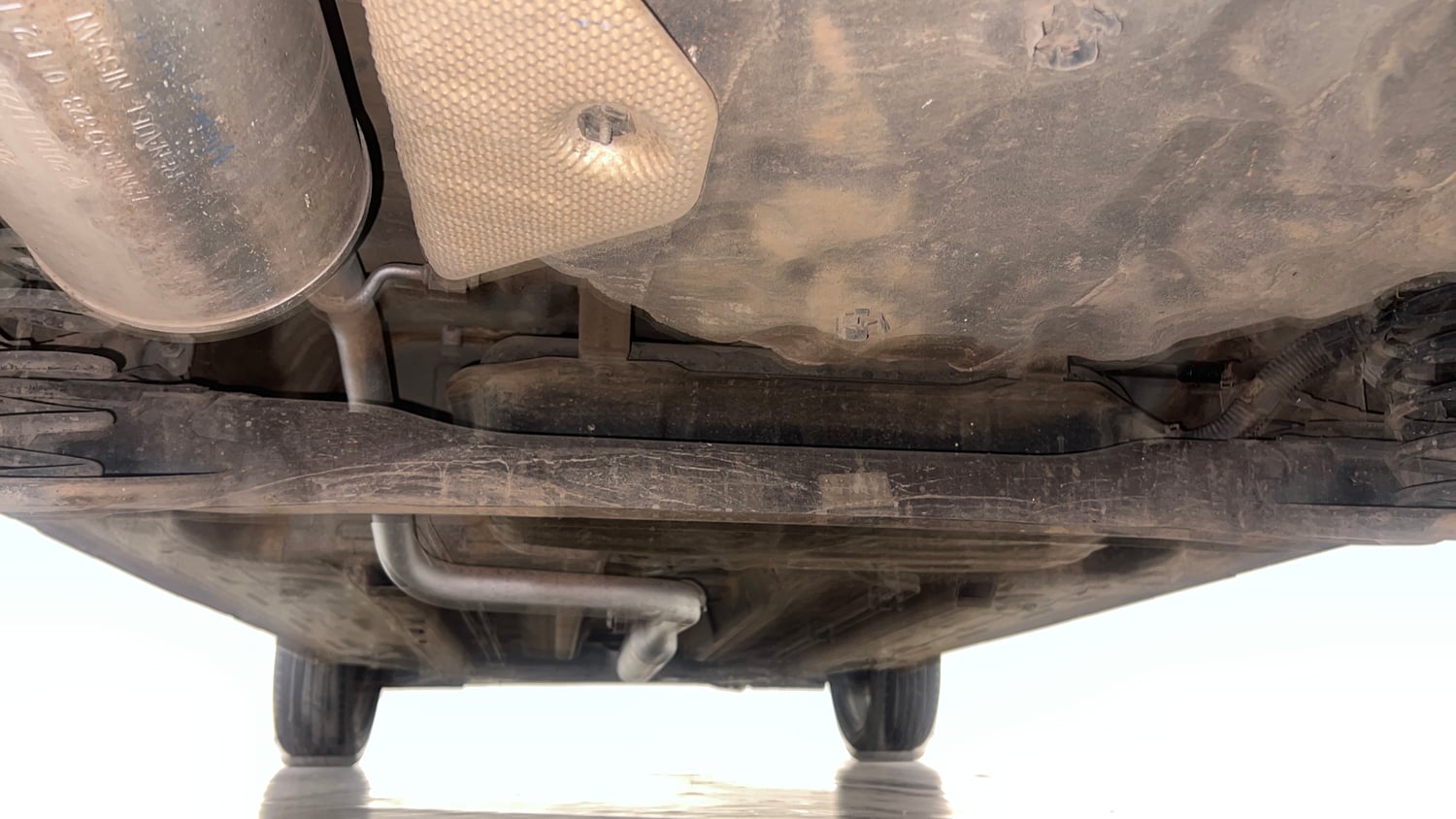 Used 2021 Renault Kiger RXT 1.0 Turbo MT Dual Tone Petrol Manual extra REAR UNDERBODY VIEW (TAKEN FROM REAR)