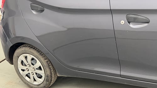 Used 2015 Hyundai Eon 1.0 Kappa Magna + Petrol Manual dents MINOR SCRATCH