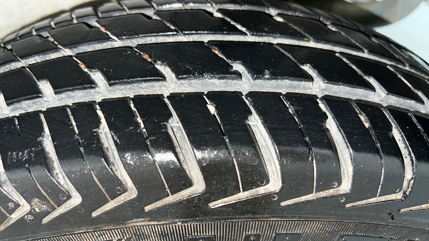 Used 2025 Maruti Suzuki Alto K10 VXi (O) AGS Petrol Automatic tyres LEFT REAR TYRE TREAD VIEW